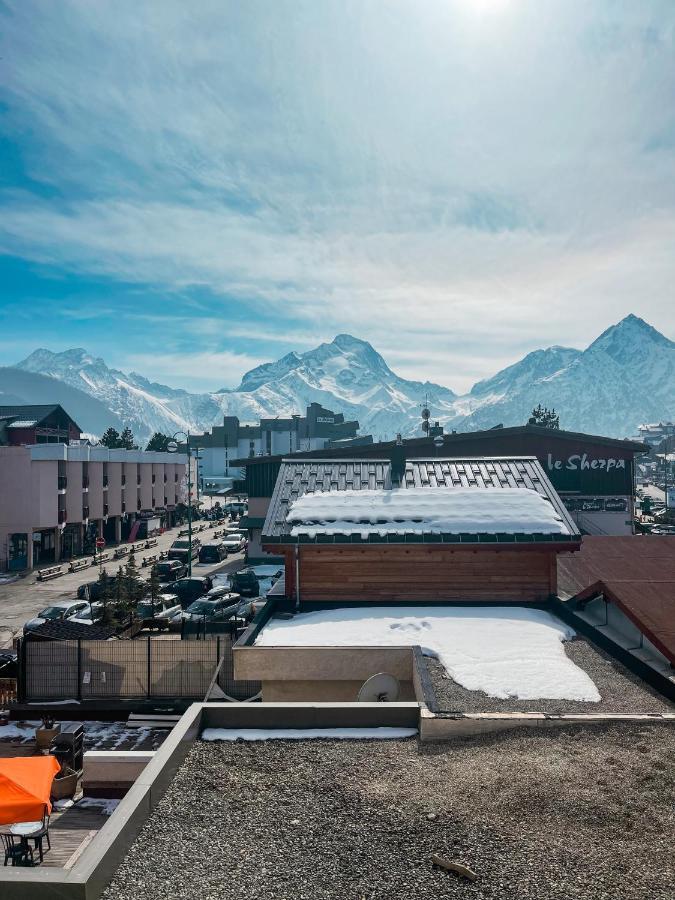 Atmosphere Hotel Лес дьо Алпс Екстериор снимка
