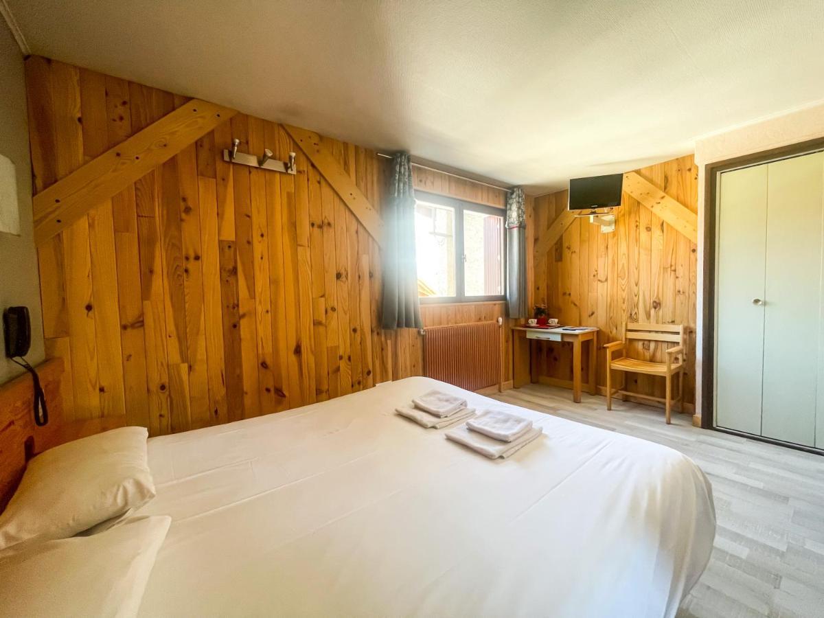Atmosphere Hotel Лес дьо Алпс Екстериор снимка