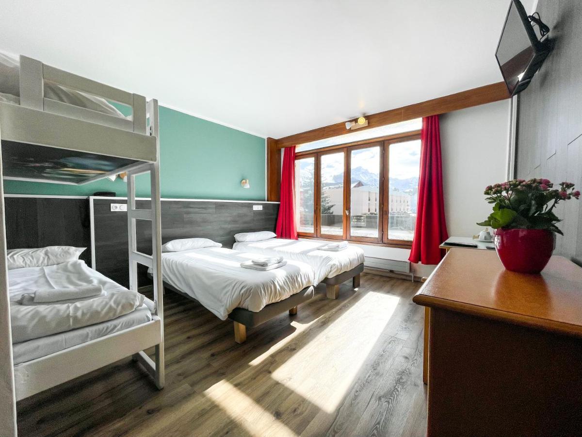 Atmosphere Hotel Лес дьо Алпс Екстериор снимка