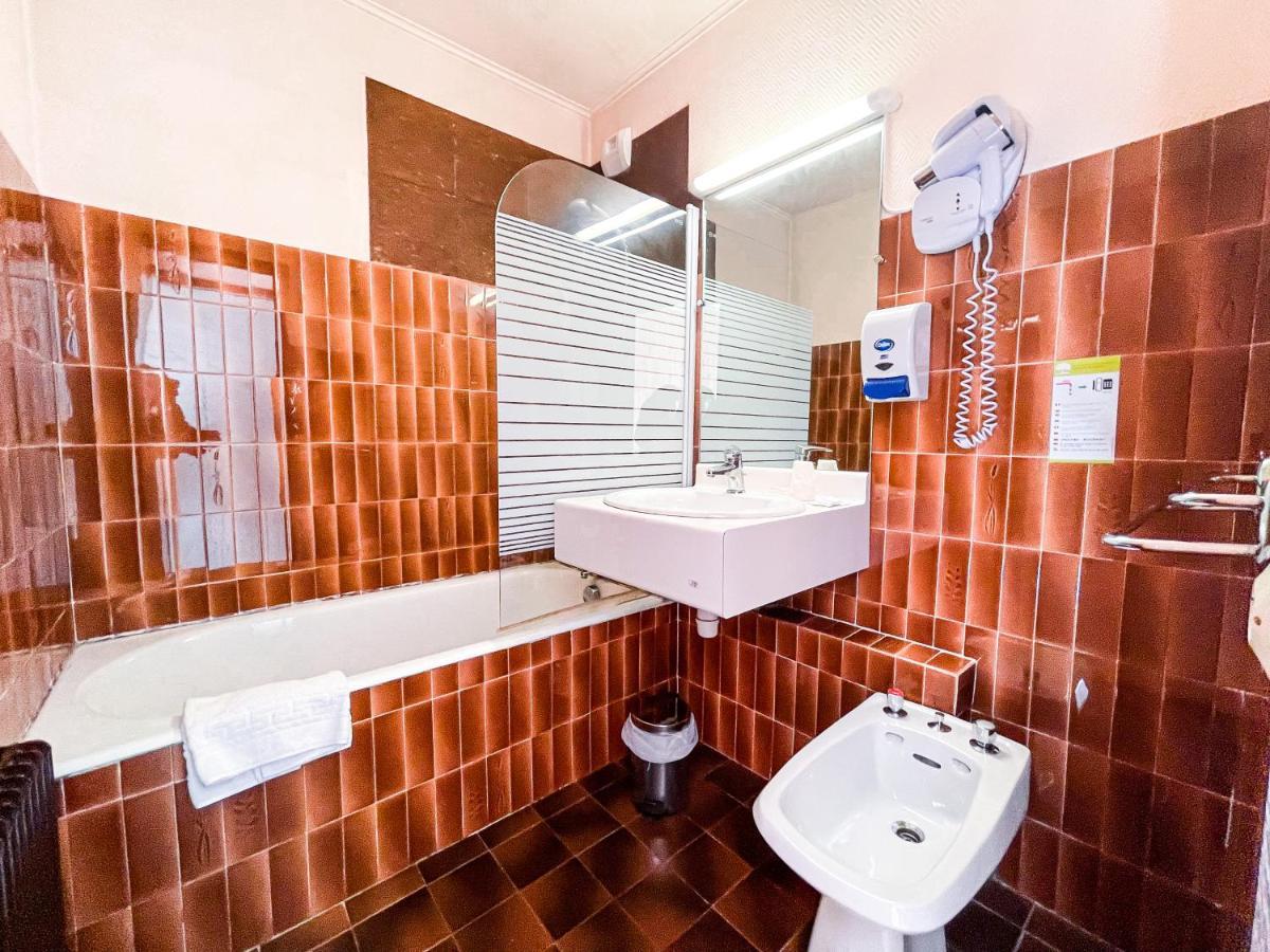 Atmosphere Hotel Лес дьо Алпс Екстериор снимка