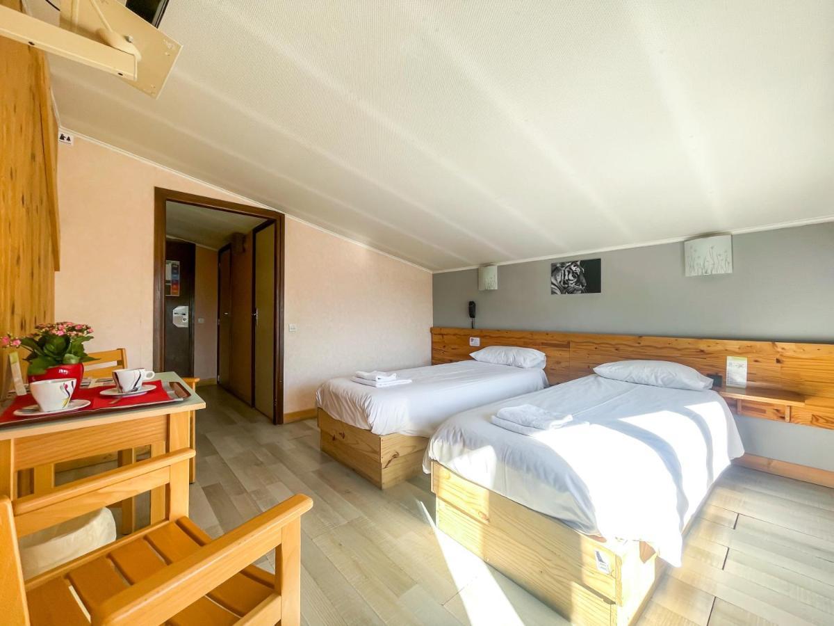 Atmosphere Hotel Лес дьо Алпс Екстериор снимка