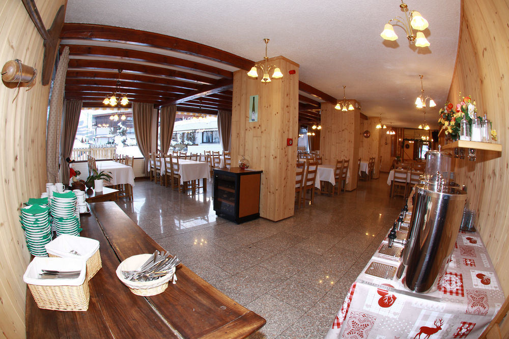 Atmosphere Hotel Лес дьо Алпс Екстериор снимка
